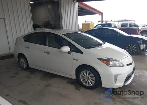 2013 Toyota Prius Plug-In из США, поврежденный, VIN JTDKN3DP4D3046812